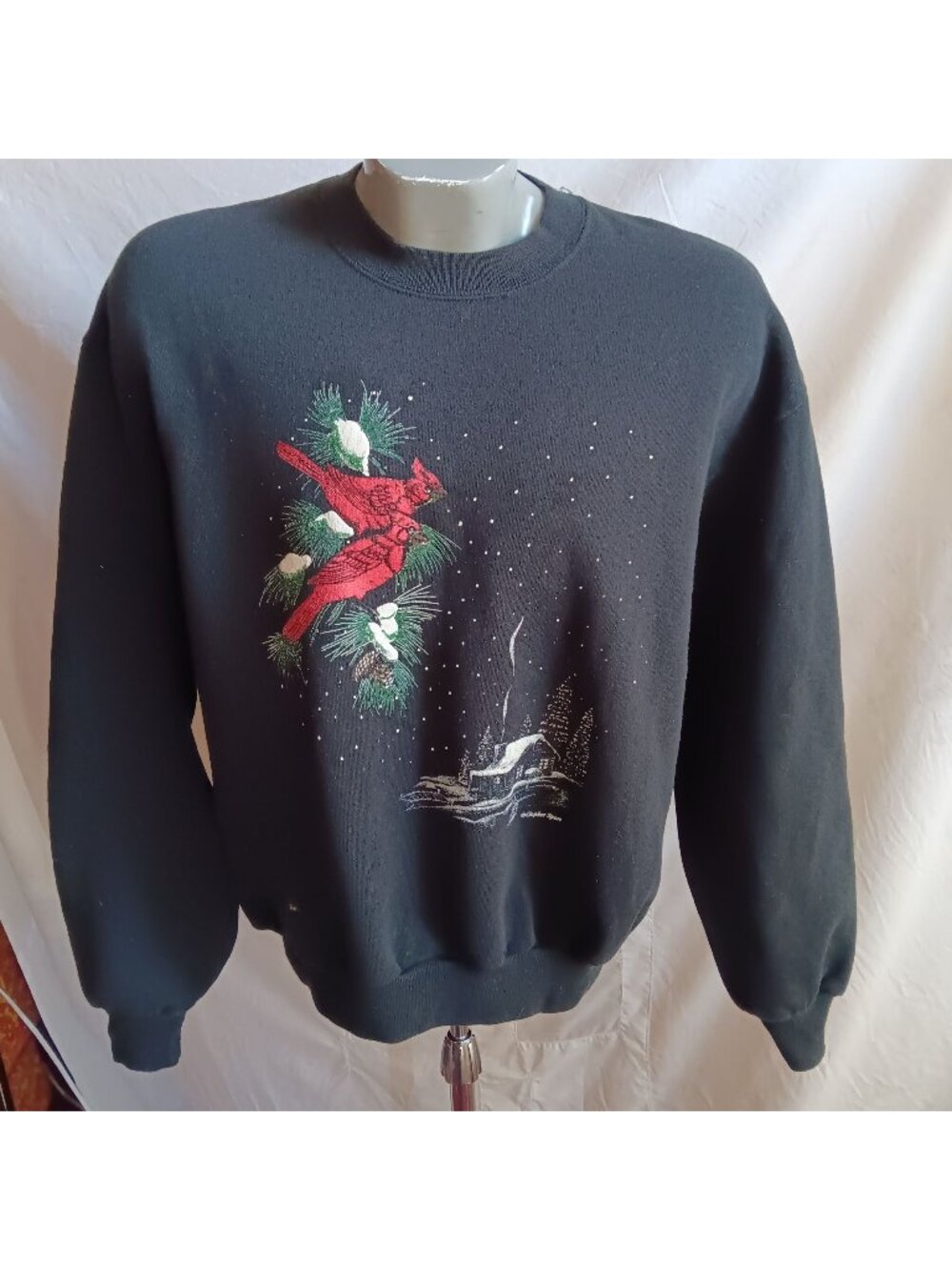Nature Vintage Large Black Crewneck Sweatshirt Cardinal & Snow 1990's Gopher
